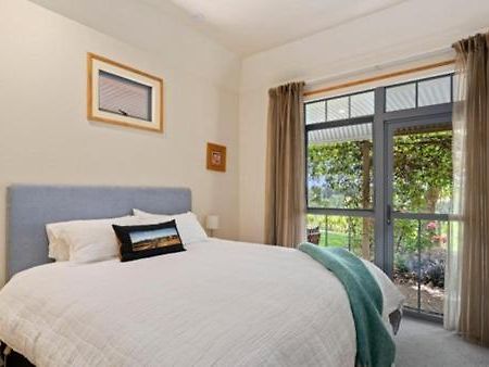 Hawkdun Rise Vineyard & Accommodation Alexandra Exterior photo